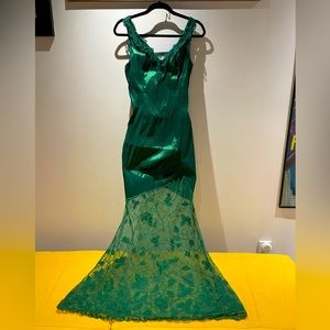 Poison Ivy-Inspired Formal Dress